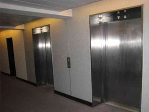 电梯厅门